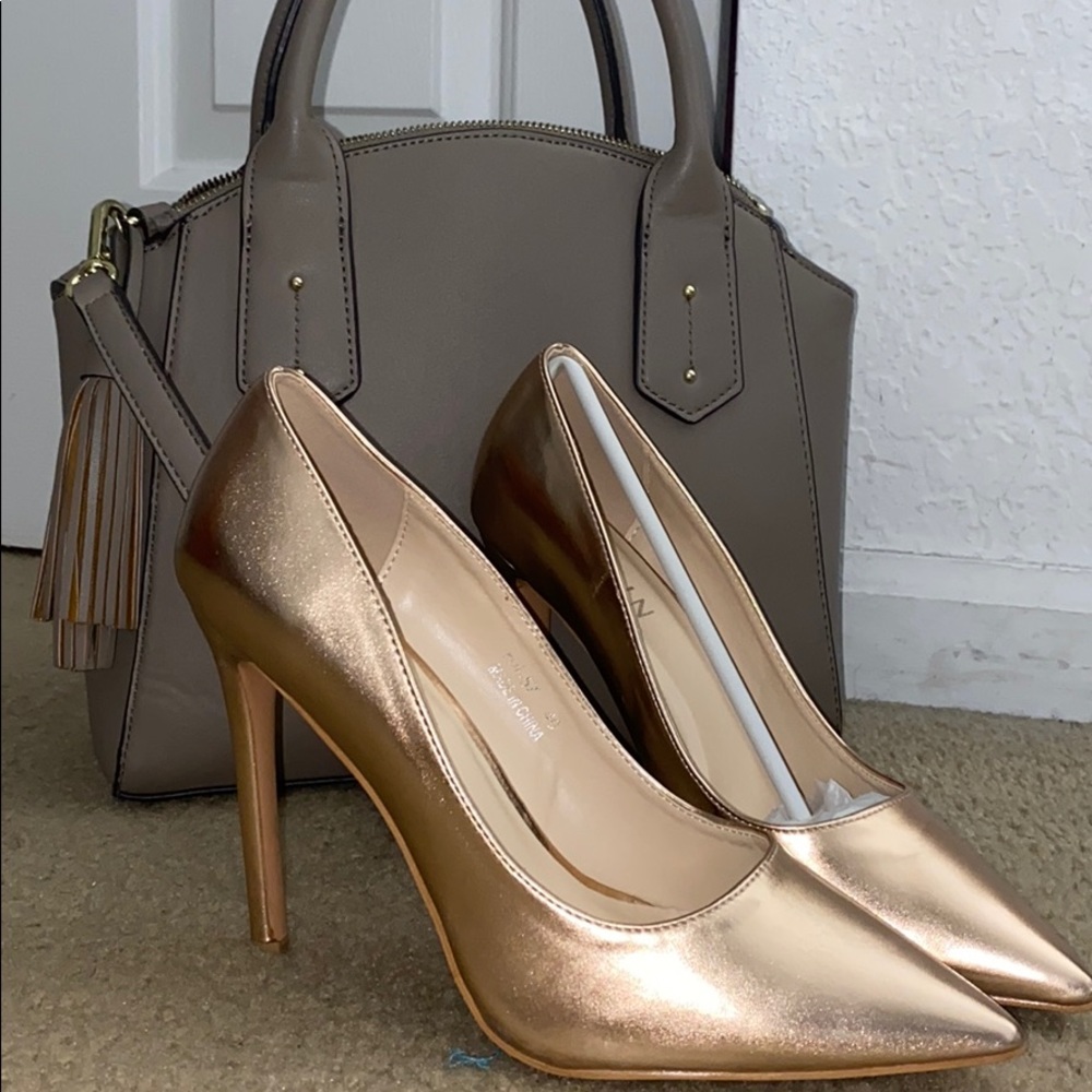 Rose Gold Pumps